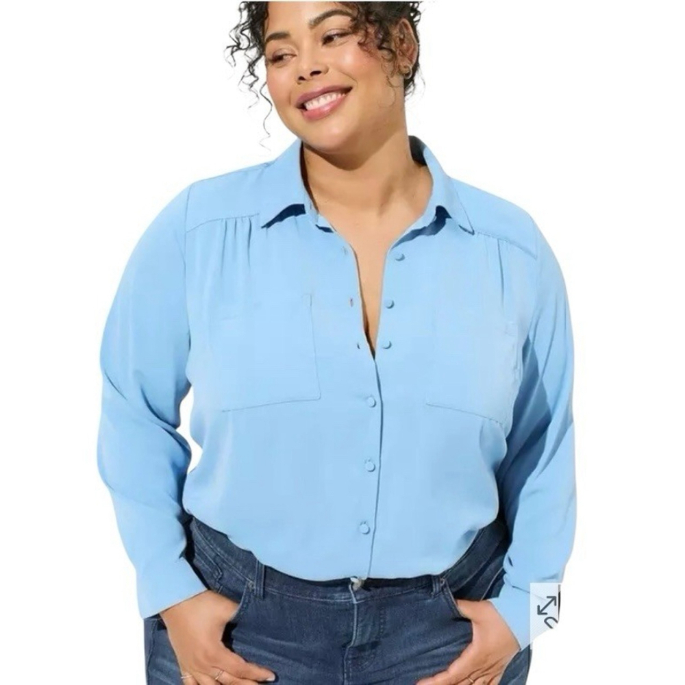 Torrid Top‎ Women Sz 4X Blue Button Down Blouse Work Office Party Silky EUC